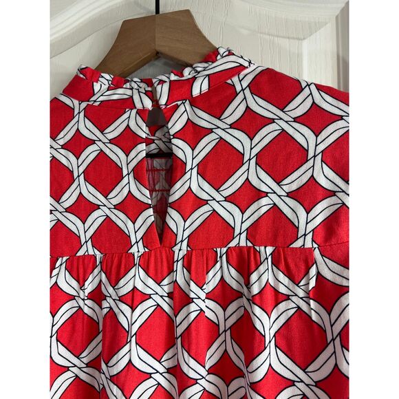 Crown & Ivy Women's Geometric Print Long Sleeve Smocked Blouse Top Size S - Picture 4 of 10